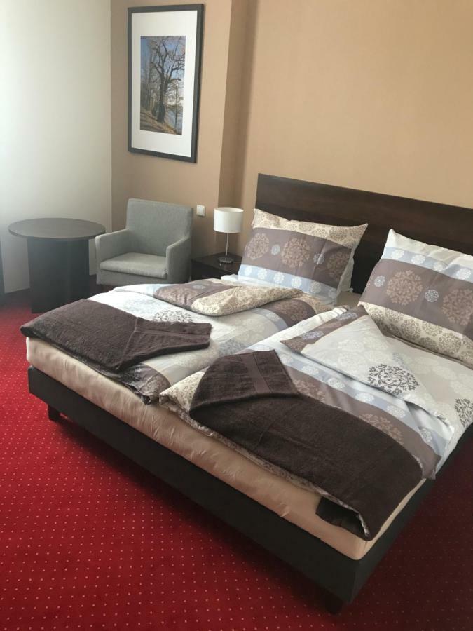 Wellness Hotel Harmonie เชบอนย์ ภายนอก รูปภาพ